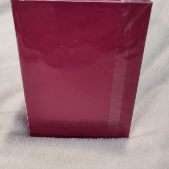 NWT!! LOVESTRUCK by VERA WANG - Picture 4 of 7